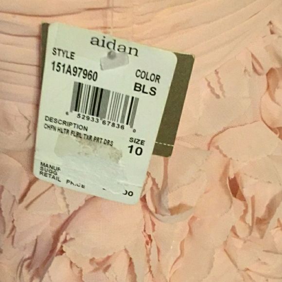 AIDAN Mattox Halter Party Dress with Roset… - Picture 9 of 9